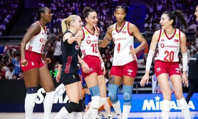 Türkiye Kanada çeyrek final voleybol maçı hangi tarihte, hangi saatte? Türkiye Kanada voleybol maçı hangi kana