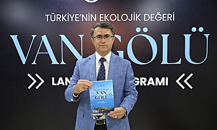"Türkiye'nin Ekolojik Değeri Van Gölü" kitabının lansmanı yapıldı: Gelişmeler Takip Ediliyor