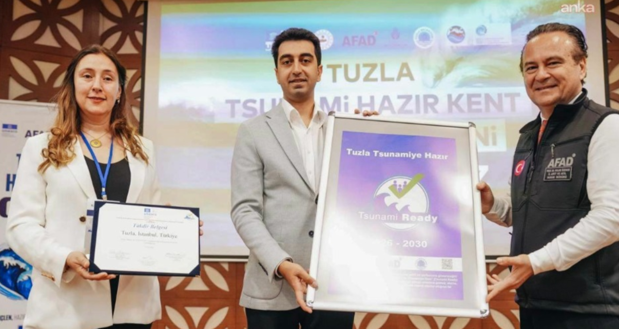 Gündemden Son Bilgiler: Tuzla’ya UNESCO tarafından "Tsunamiye Hazır Kent" sertifikası verildi - En Son Haber
