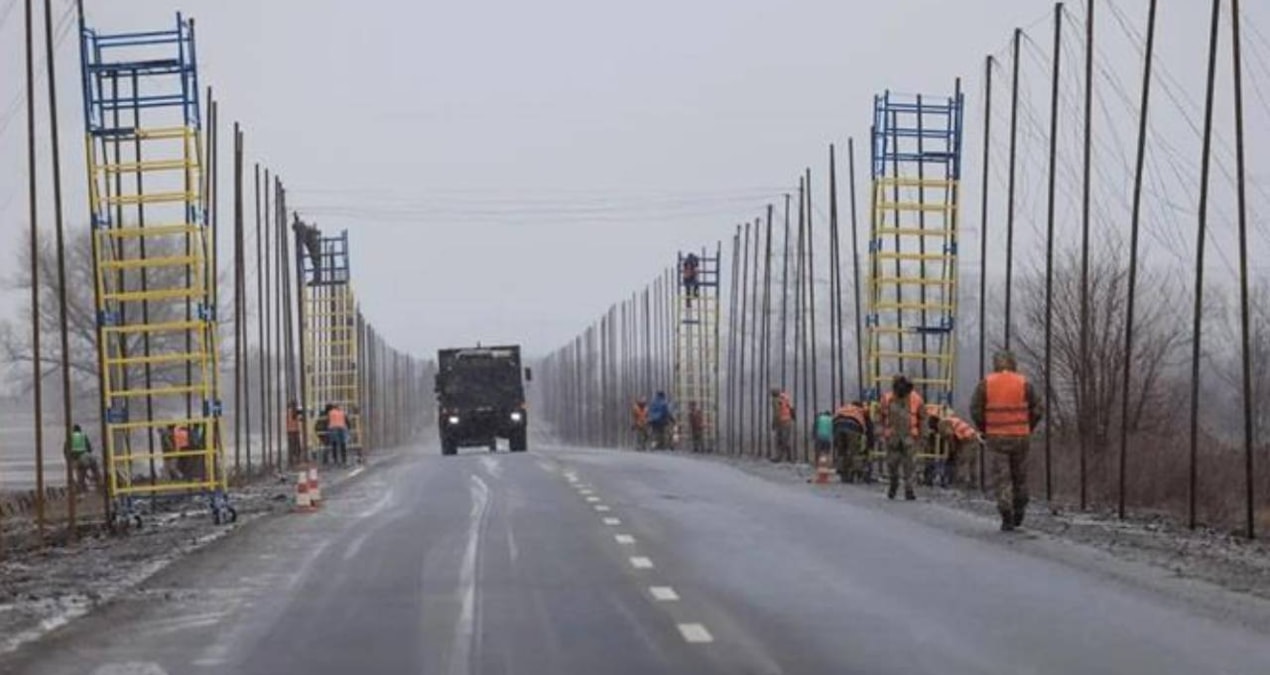 Sıcak Gündem: Ülkeyi balıkçı ağlarıyla koruyacaklar: Her gün 1 kilometre örüyorlar - En Son Haber: Gelişmeler