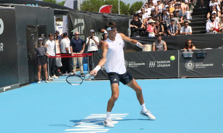 Sıcak Gündem: Uluslararası Samsun Open ATP Challenger 50 Tenis Turnuvası’nda şampiyon Gabriel Debru oldu - Son