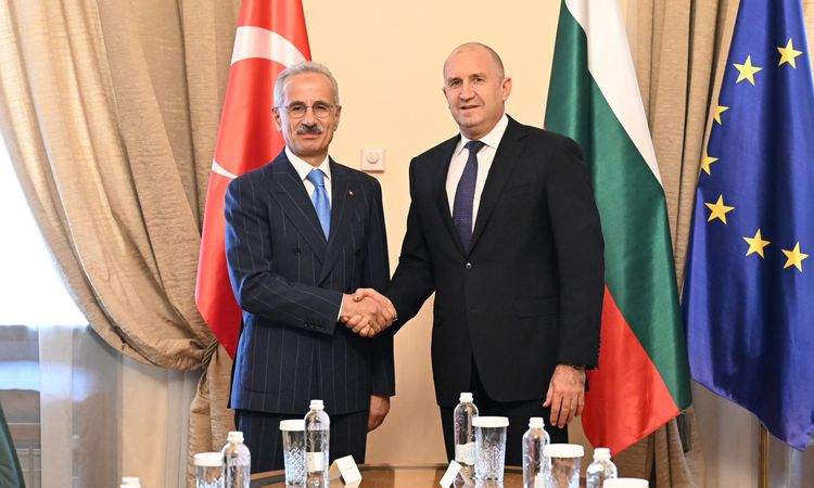 Uraloğlu: Bulgaristan, Avrupa'ya uzanan ulaştırma hatlarında önemli bir ortak - Son Dakika Haberleri - Son Dak