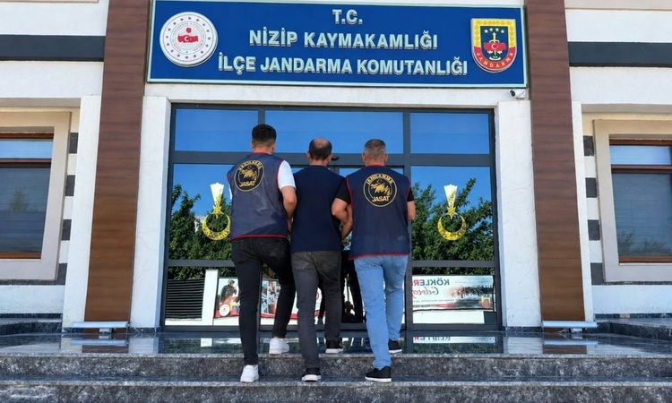 Uyuşturucudan 12 yıl 2 ay hapis cezasıyla aranan şahıs Gaziantep Nizip'te yakalandı - Son Dakika Bilgileri
