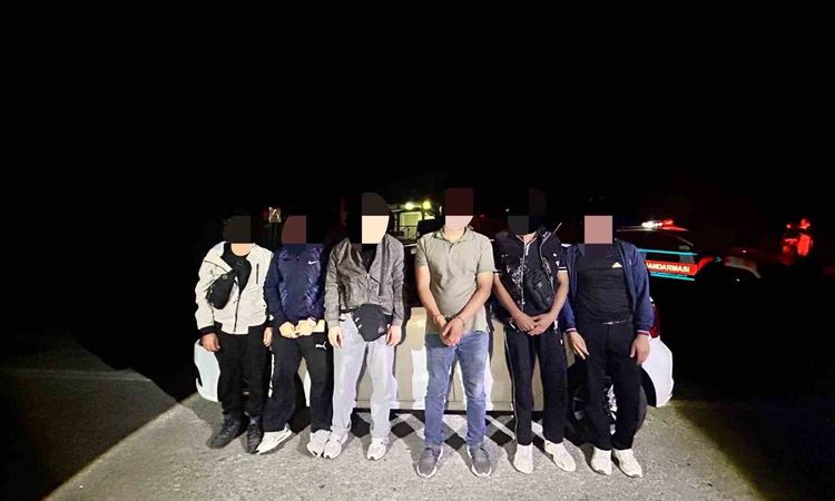 Son Gelişme: Uzunköprü'de 5 düzensiz göçmen ele geçirildi, 1 şüpheli gözaltında - Son Dakika - Son Dakika Bilg