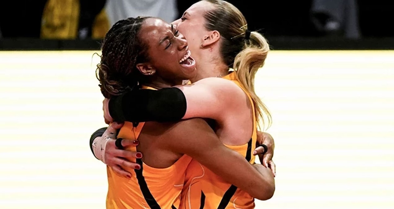 Kritik Açıklama: VakıfBank Final Four'da! - Haberleri: Gelişmeler Takip Ediliyor