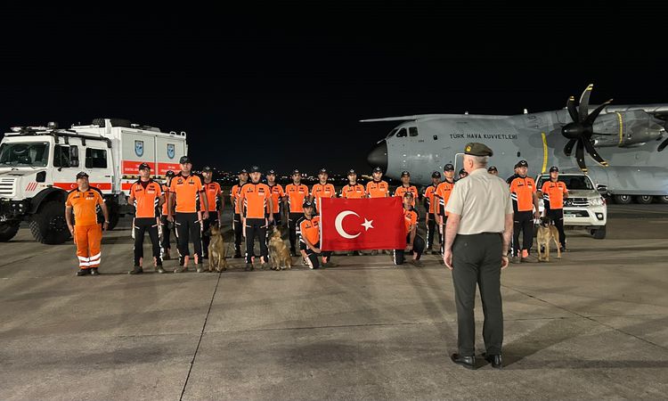 Search and rescue teams in Venezuela returned home - Last Minute