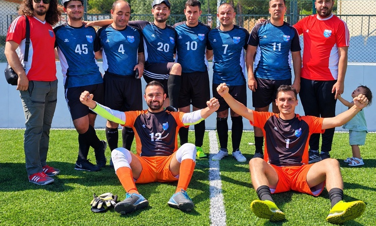 Y. Denizli Görme Engelliler, Bursa'da Yeditepe'yi 14-1 yendi, Hasan Şatay 8 gol attı ve Merak Edilenler