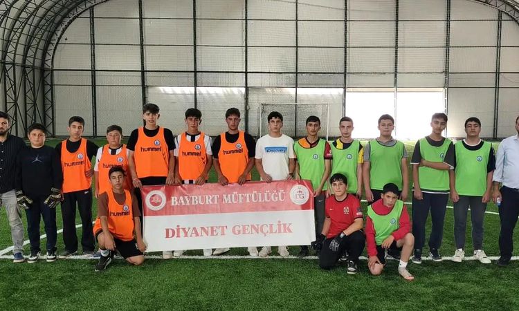 Kritik Açıklama: Yaz Kur'an kursu öğrencileri futbol turnuvasında buluştu - Son Dakika Haberleri | İşte Tüm Ay