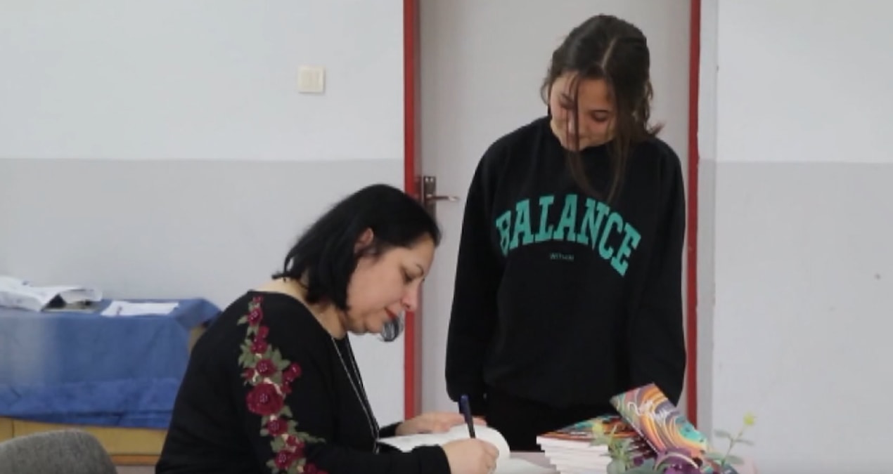 Kritik Açıklama: Yeliz Öğretmen son yolculuğuna uğurlandı - En Son Haber - Son Dakika Bilgileri