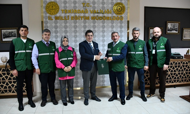 Yeşilay Tekirdağ Şube Başkanı Erdoğan, İl Milli Eğitim Müdürü Yeniyol'u ziyaret etti | İşte Tüm Ayrıntılar