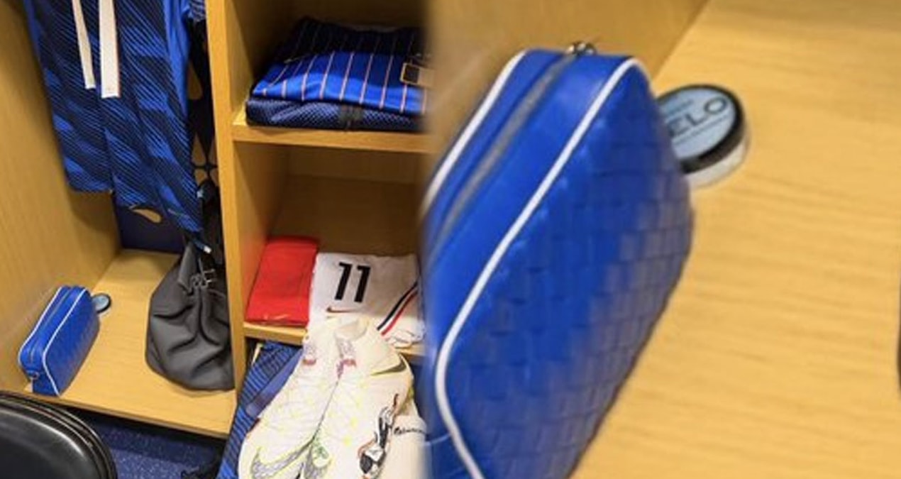 Yıldız futbolcunun dolabından çıkanlar gündem oldu - Son Dakika Haberleri - Son Dakika Bilgileri