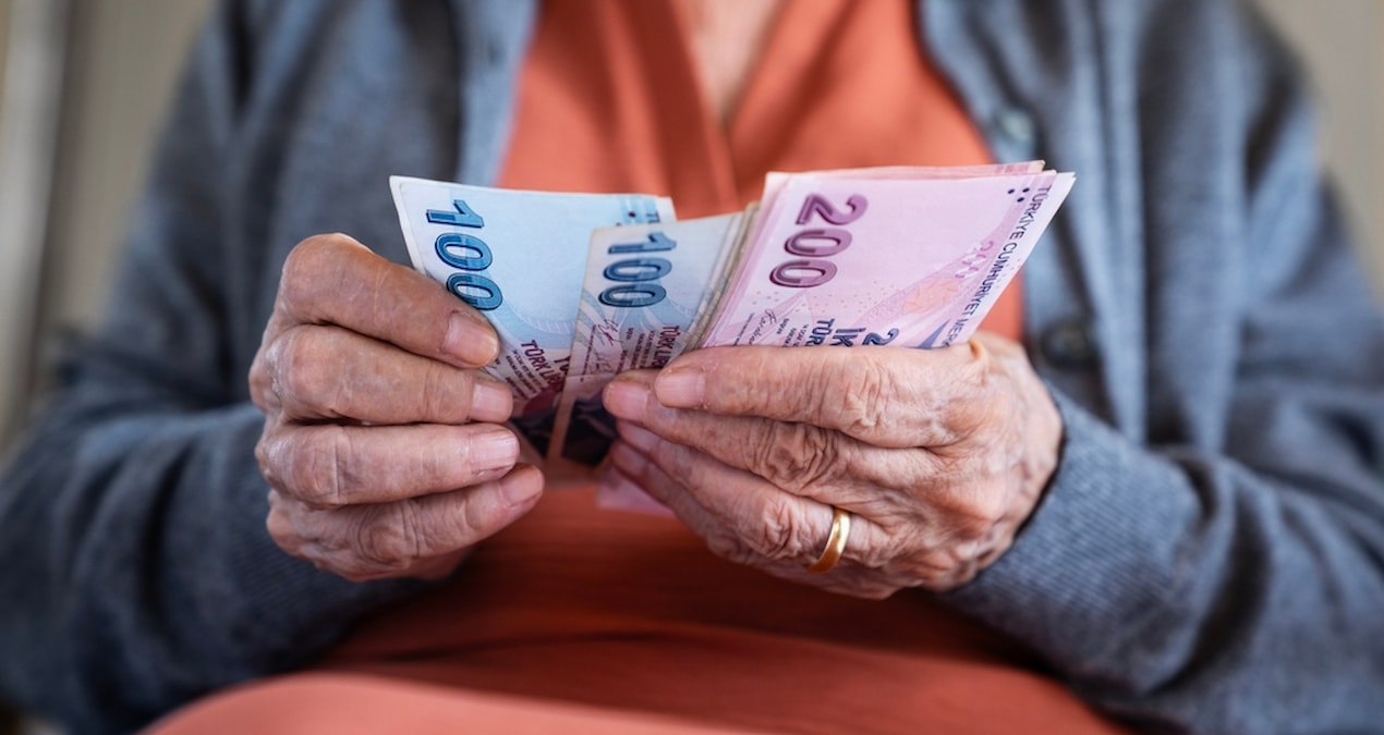 Kritik Açıklama: Zamla ilgili balon haberlere inanmayın: Bayram ikramiyesine en iyimser senaryo bile 'zam yok'