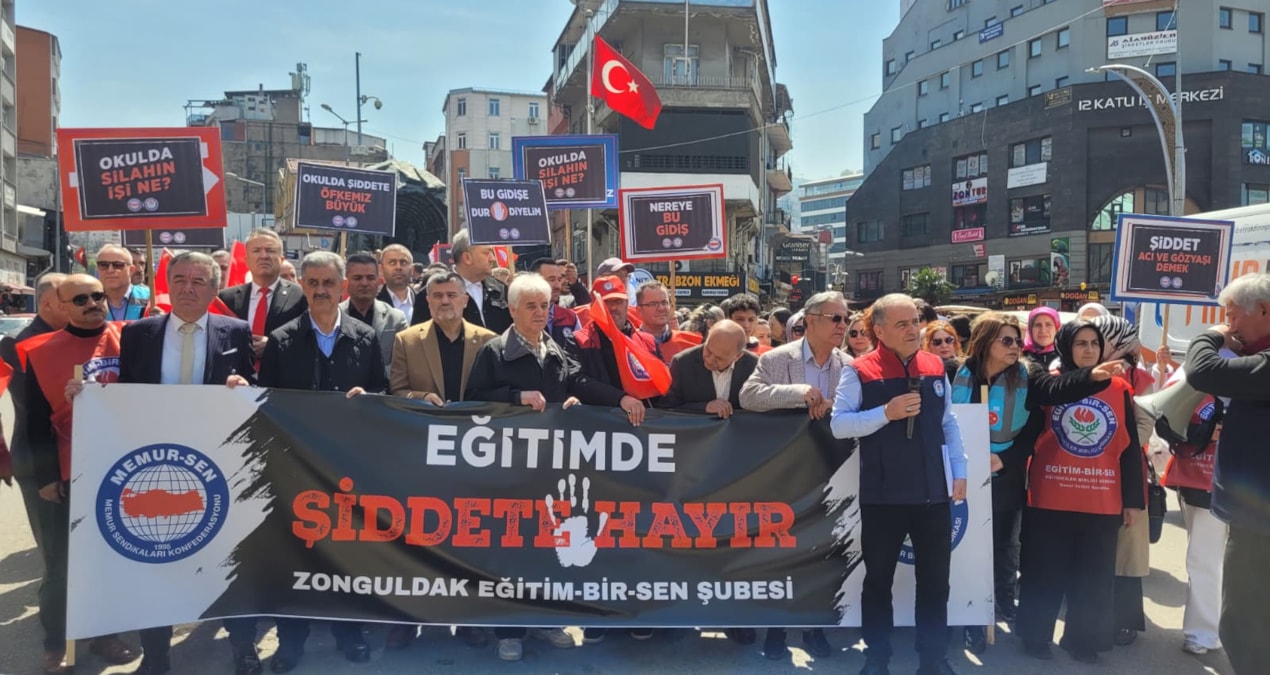Son Gelişme: Zonguldak'ta öğretmenler iş bıraktı: Siverek'teki silahlı saldırı protesto edildi - Son Dakika Ha